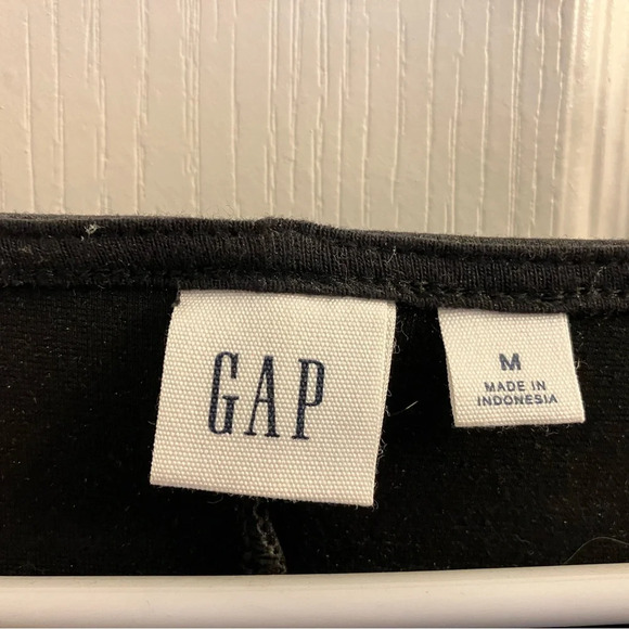 Black GAP a-line dress with zipper details on side‎ - Picture 3 of 4